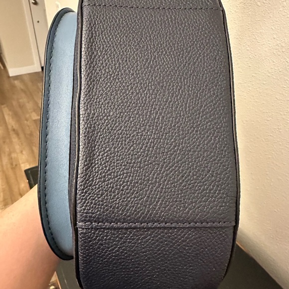 Marc Jacobs The Tuck Lock Saddle Bag - Picture 4 of 14